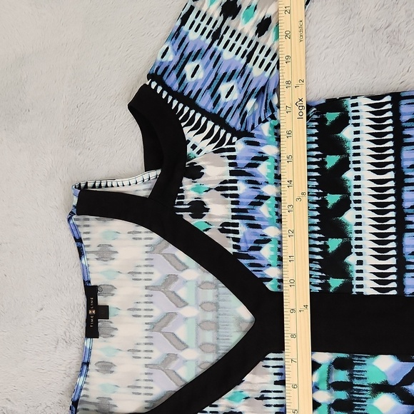 Time Line polyester blouse - Picture 4 of 8